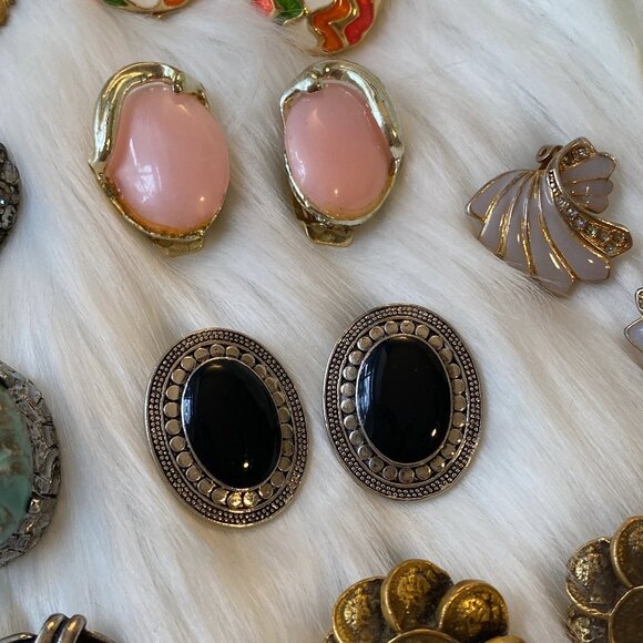 COLLECTION OF CLIP/SCREWBACK EARRINGS (TARA, CORO, 925 STERLING) - Picture 9 of 16